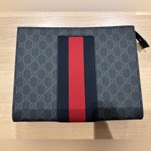 Brand new Gucci Pouch